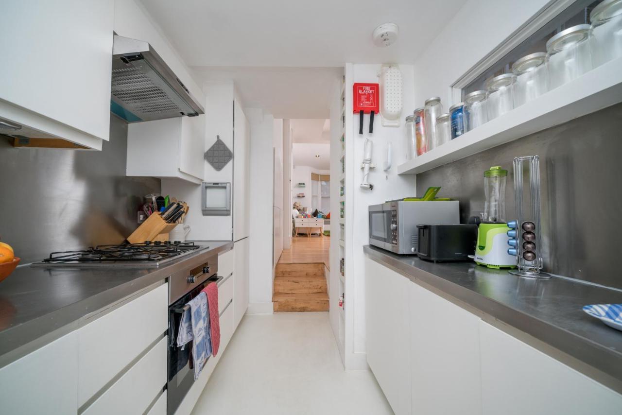 Captivating Apartment In Shepherds Bush 런던 외부 사진